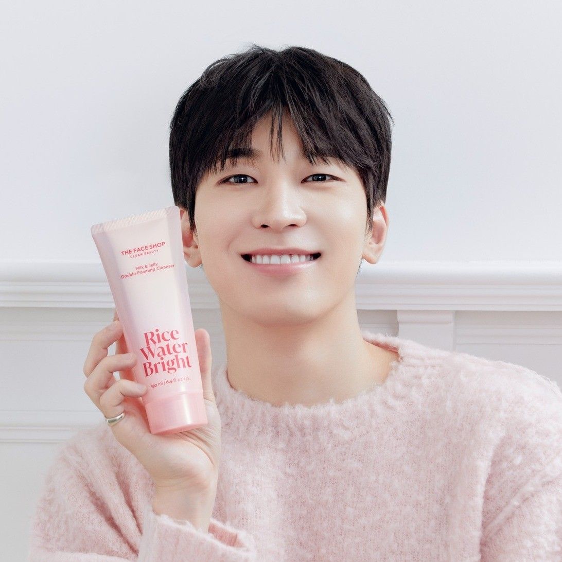 Latest photo of Wonwoo (SEVENTEEN)