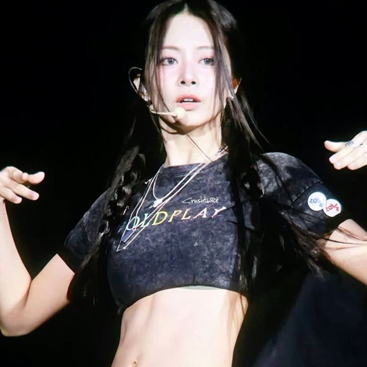 A moment captured by Tzuyu (TWICE)'s fan