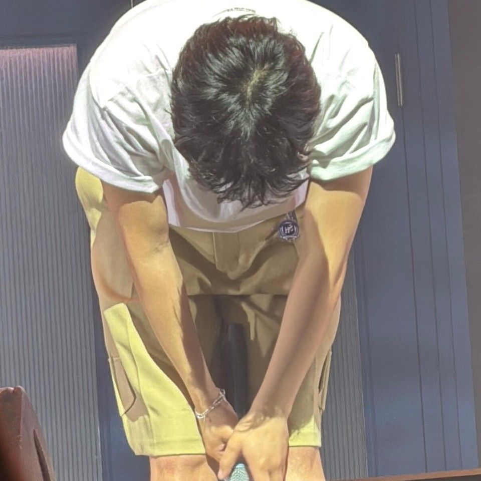A moment captured by Jung Seunghwan's fan
