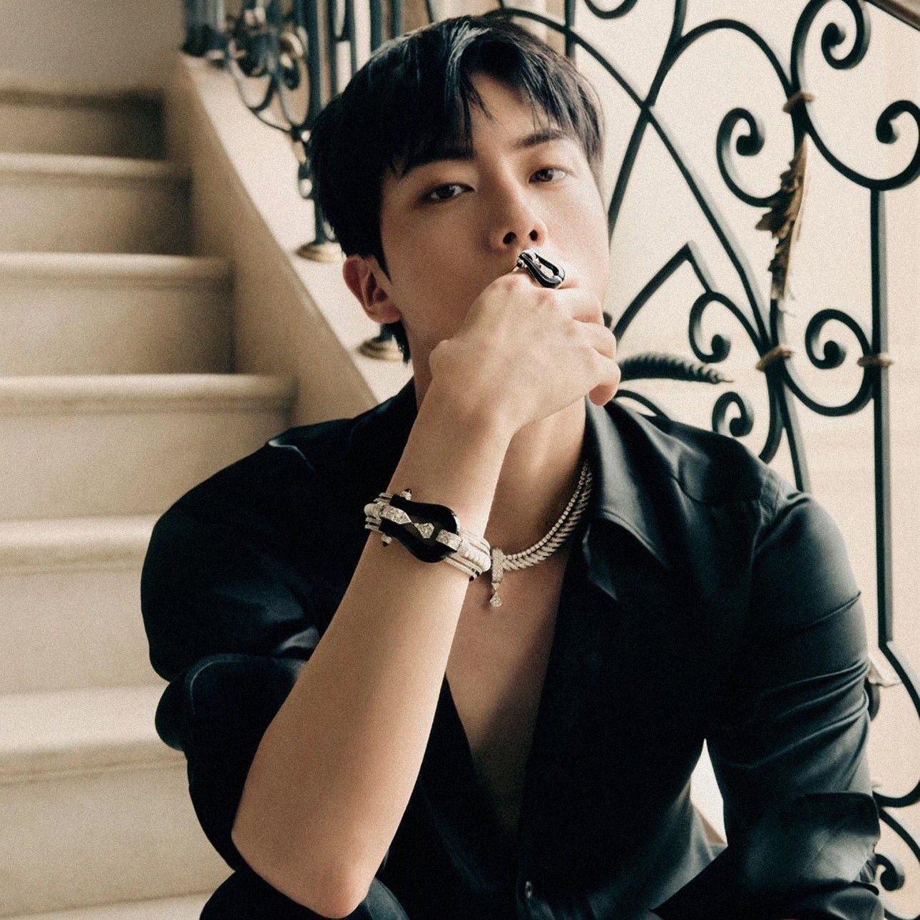 진 (방탄소년단) 최근 활동샷