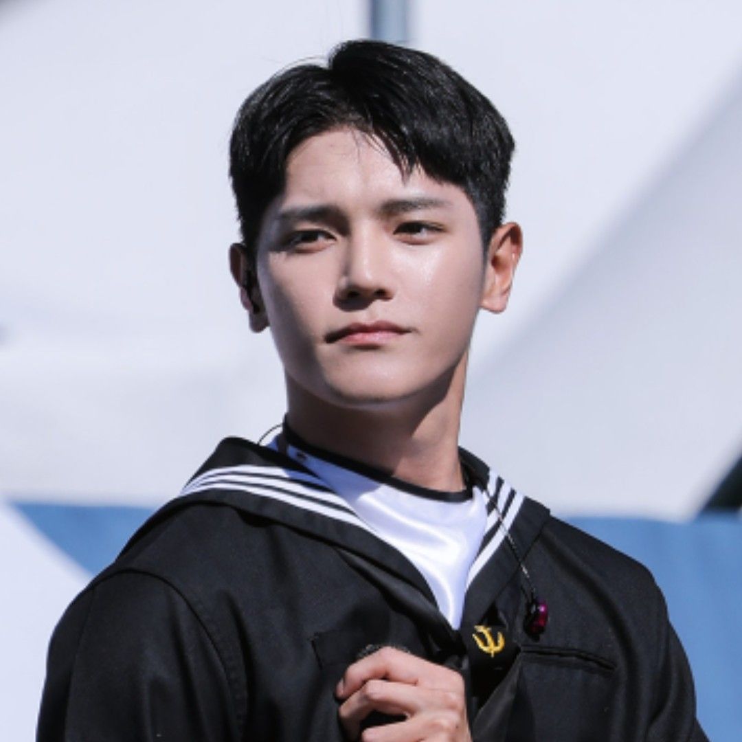 A moment captured by Taeyong (NCT 127)'s fan