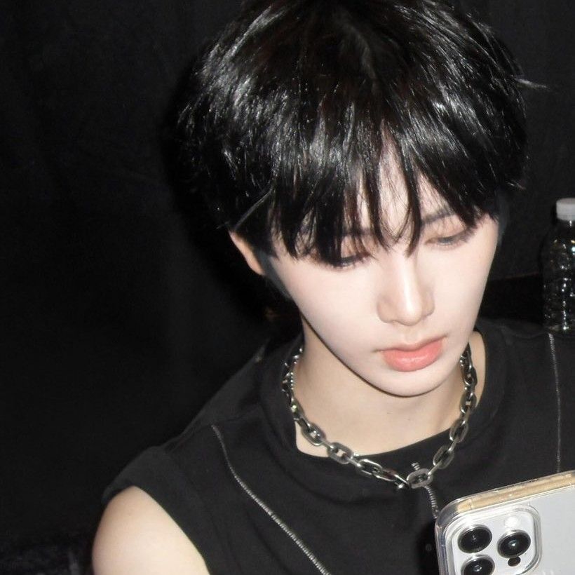 Recent activity shot of Zhou Anxin (ALPHA DRIVE ONE)