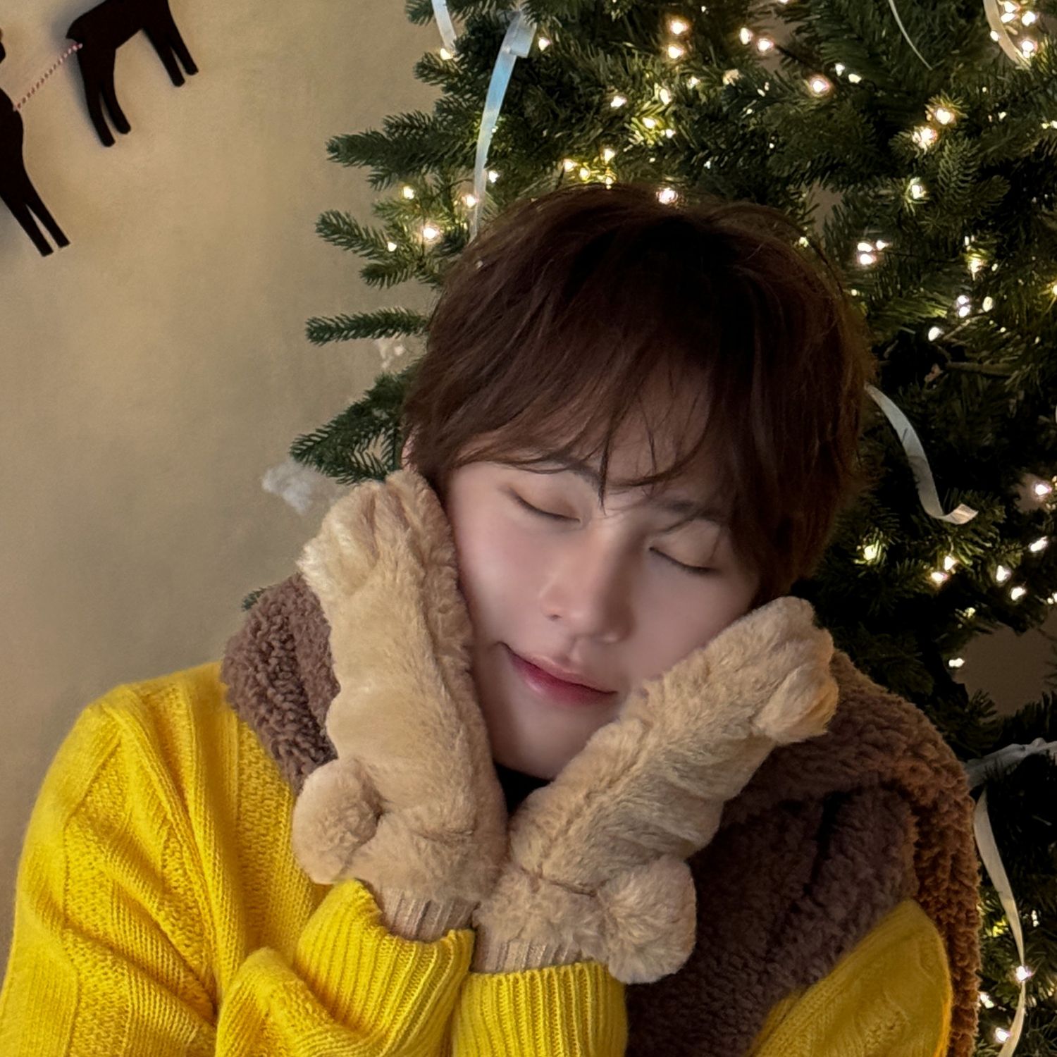 Foto aktivitas terbaru Ha Sungwoon