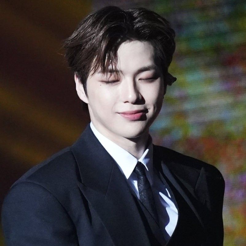 강다니엘 최근 활동샷