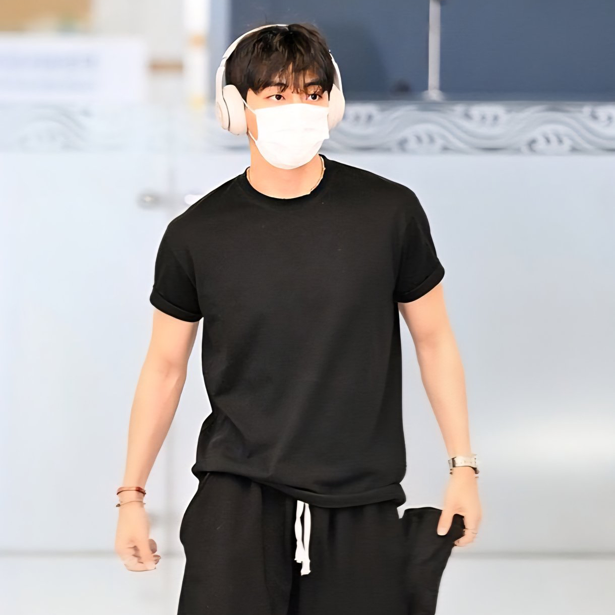Recent activity shot of V (BTS)