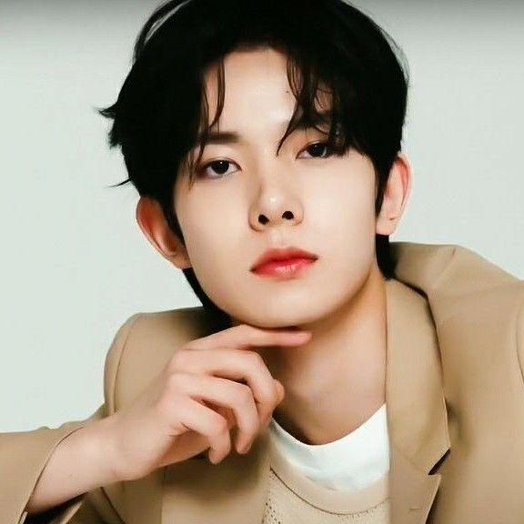 Behind-the-scenes cut of Heeseung (ENHYPEN)