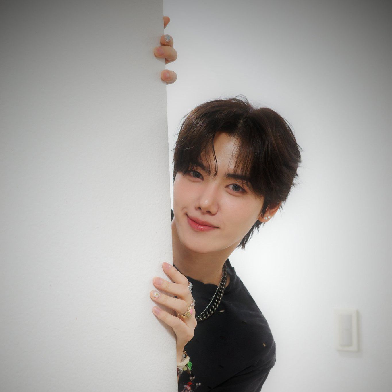 Latest photo of Minhee (CRAVITY)