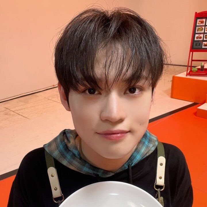 Latest photo of Chenle (NCT DREAM)