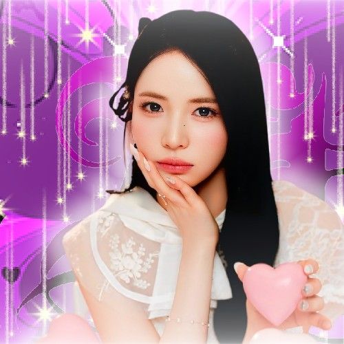 Recent activity shot of Maya (NiziU)