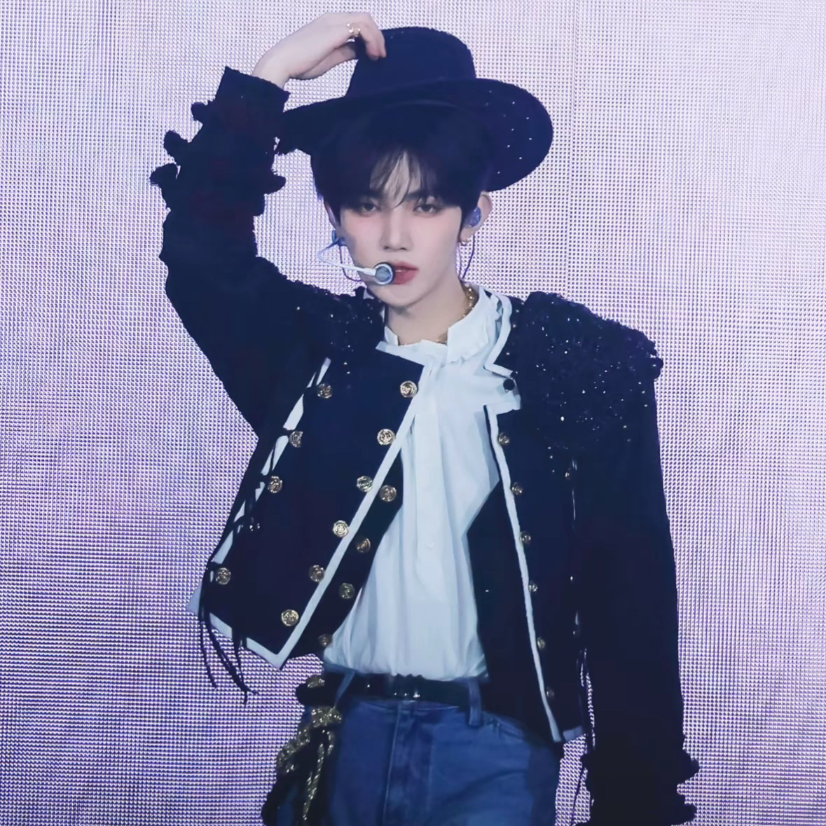 Behind-the-scenes cut of Zhang Hao (ZEROBASEONE)