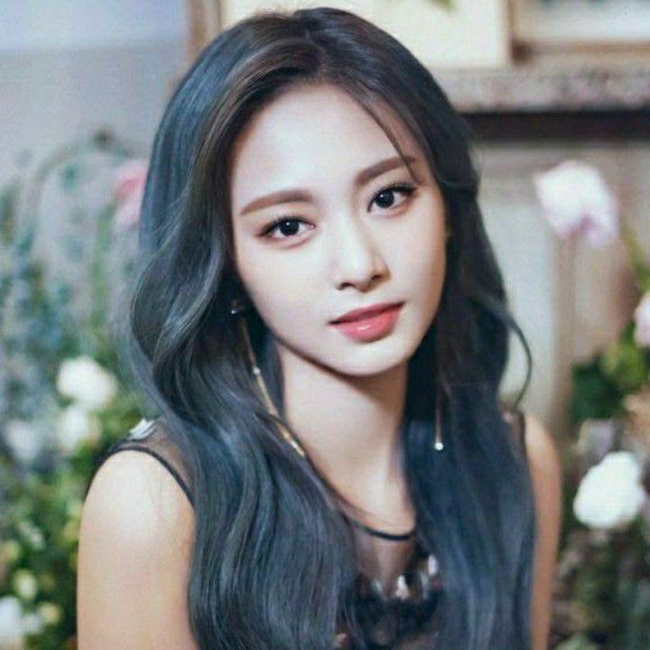 쯔위 (TWICE)의 비하인드 컷