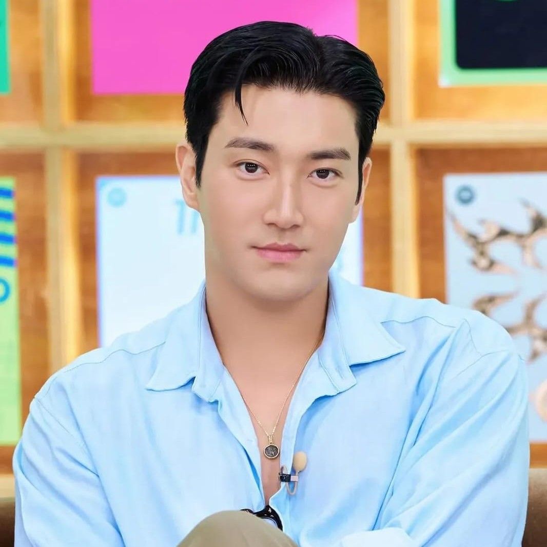 Latest photo of Siwon (Super Junior)
