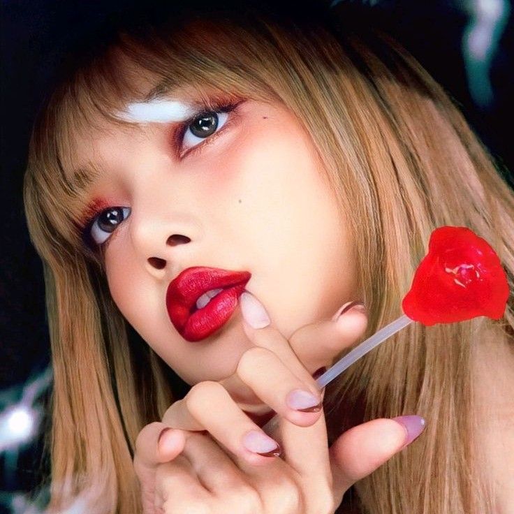 Lisa (BLACKPINK)粉絲拍下的瞬間
