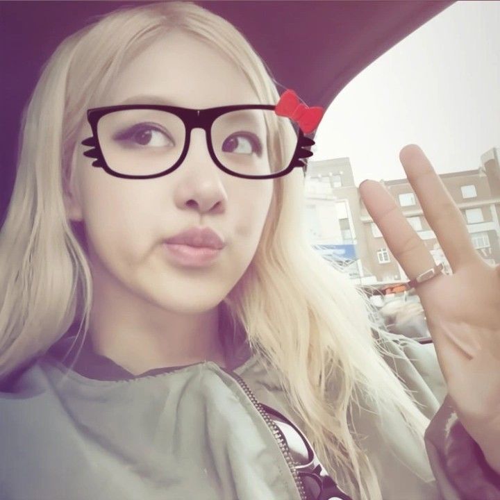 ロゼ (BLACKPINK)の最新写真