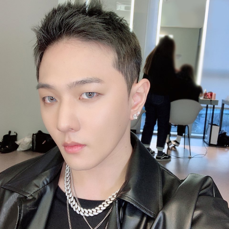 A moment captured by DK (iKON)'s fan