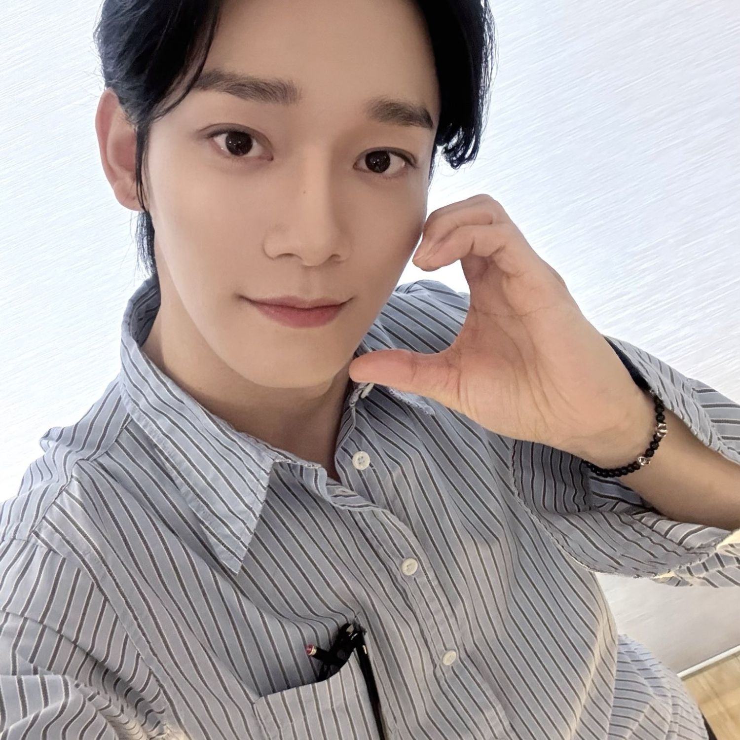 Behind-the-scenes cut of Chen (EXO)