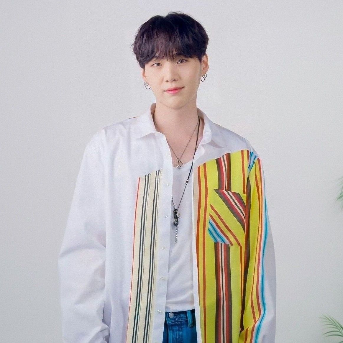 Behind-the-scenes cut of SUGA (BTS)