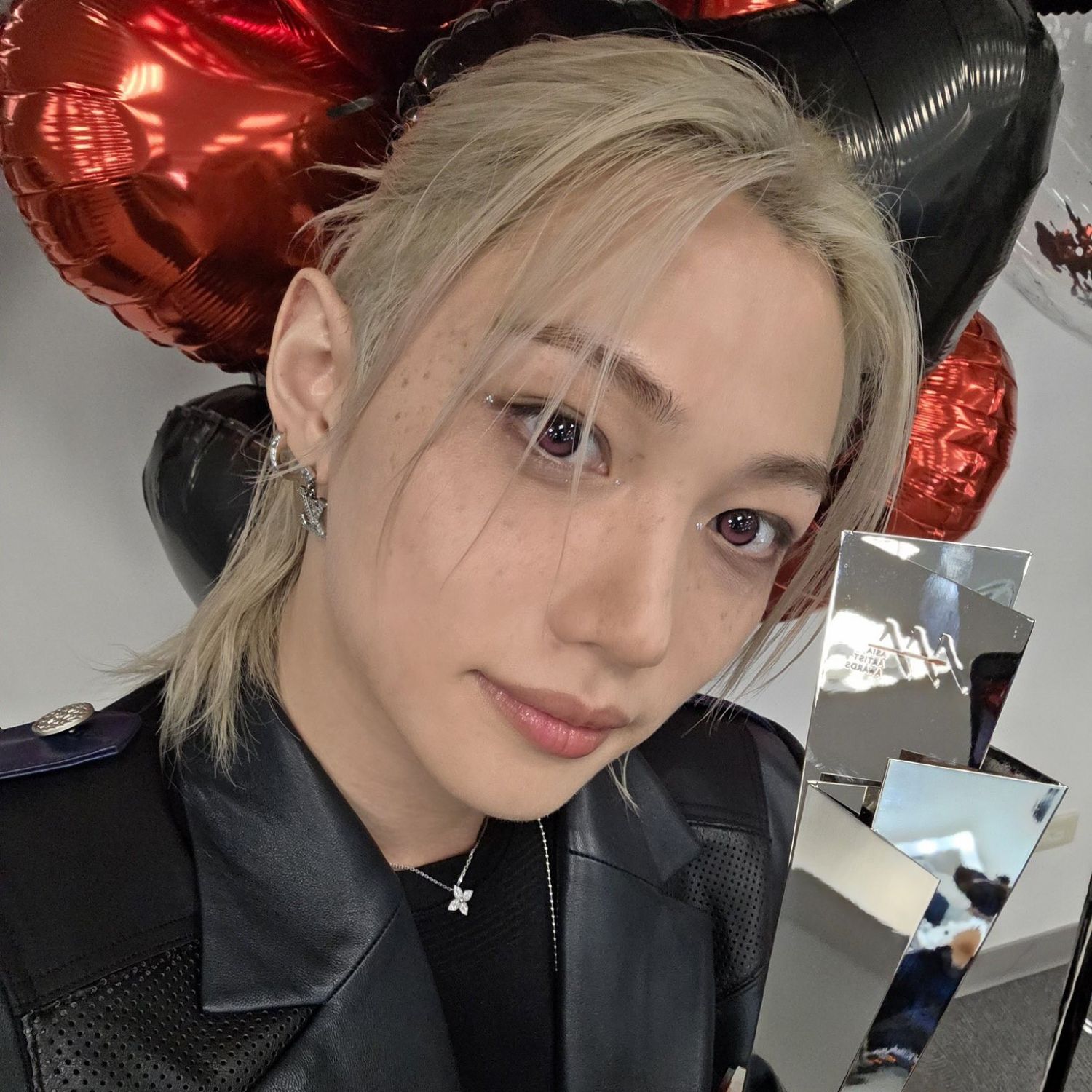 필릭스 (Stray Kids)의 비하인드 컷