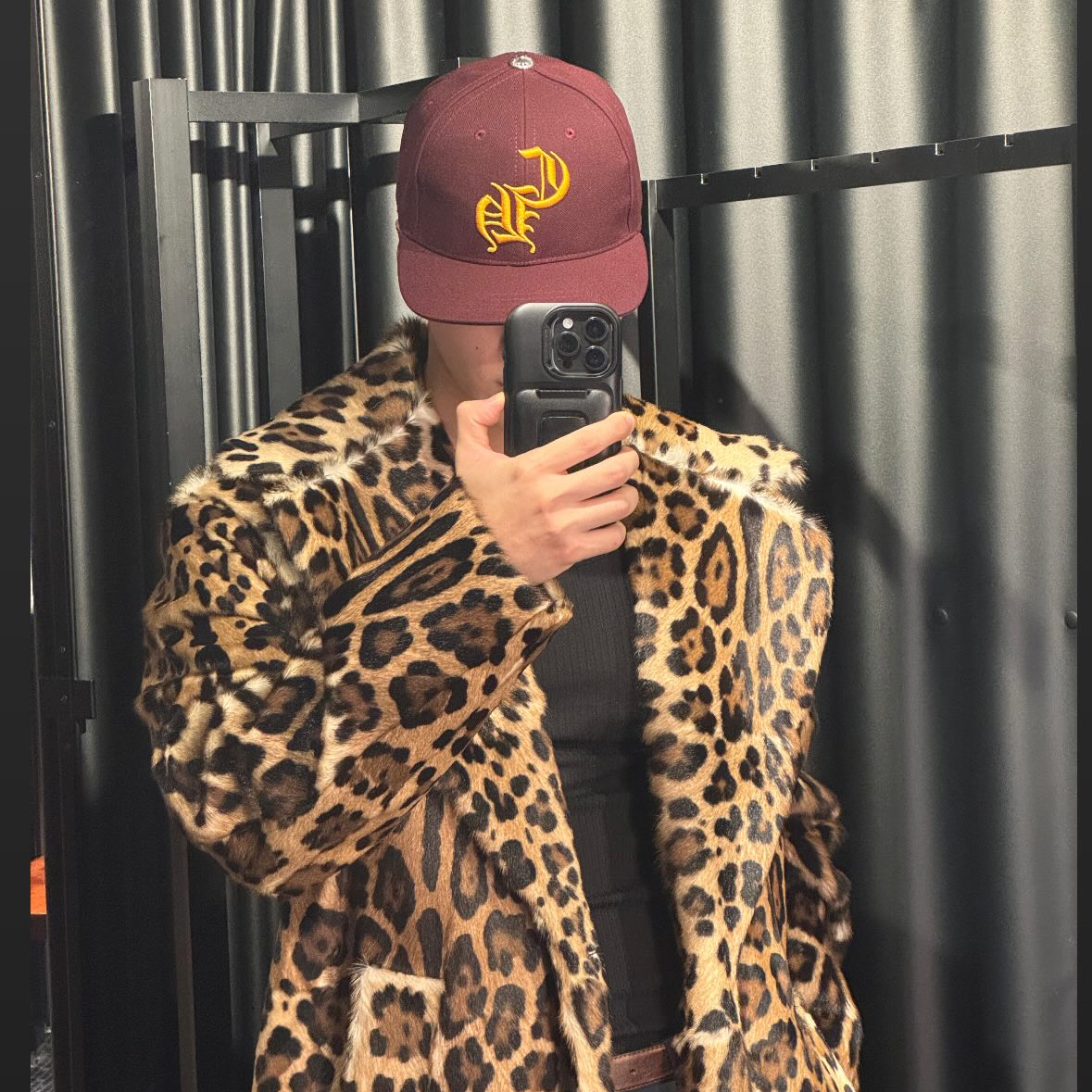 崔傘 (ATEEZ)粉丝拍下的瞬间