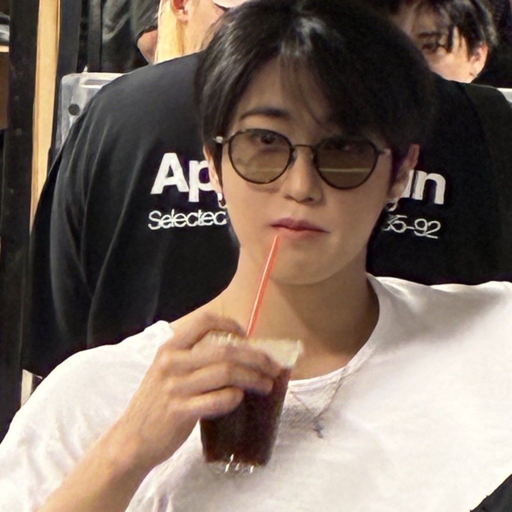 Behind-the-scenes cut of HAN (Stray Kids)