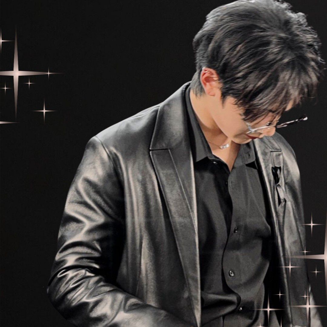 Recent activity shot of Seok Matthew (ZEROBASEONE)