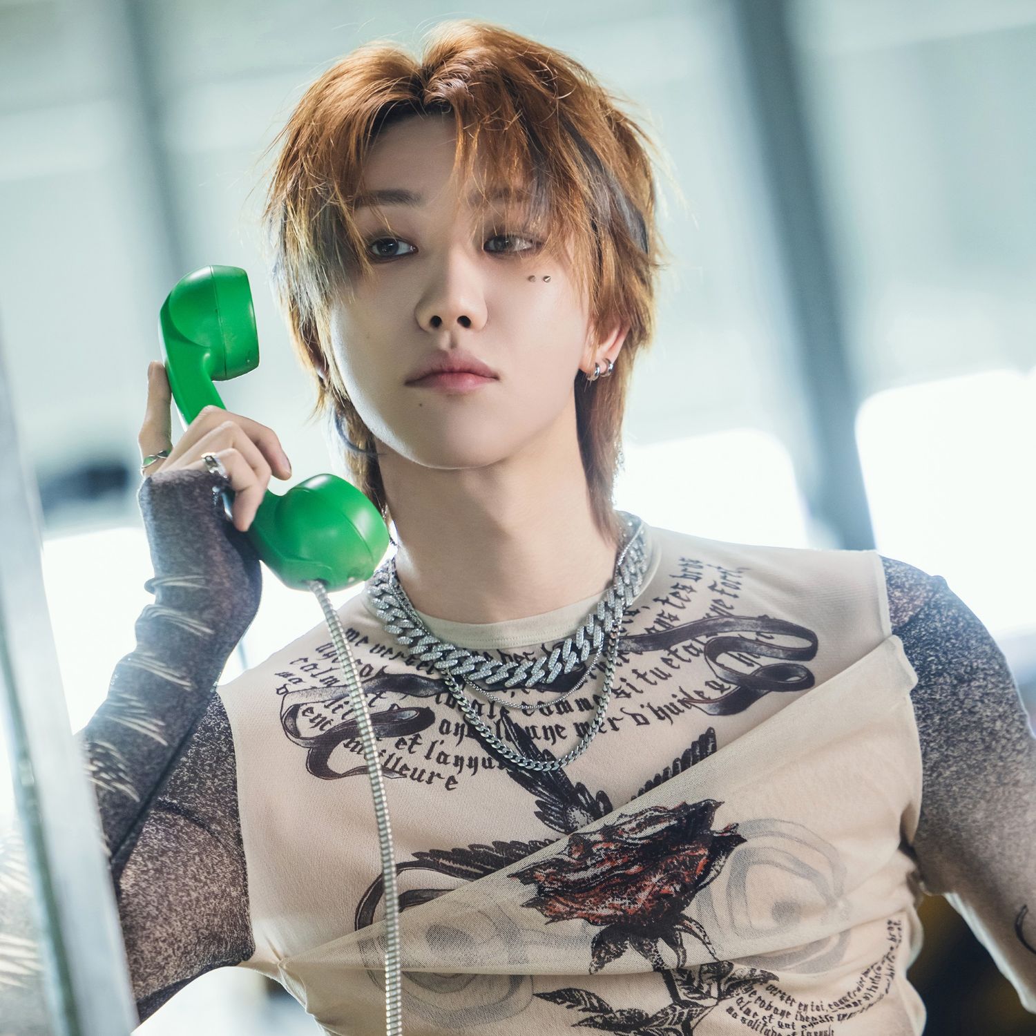 Behind-the-scenes cut of SEVENTEEN