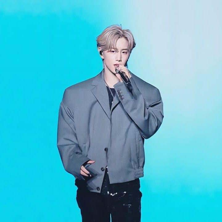 Behind-the-scenes cut of Mark (GOT7)