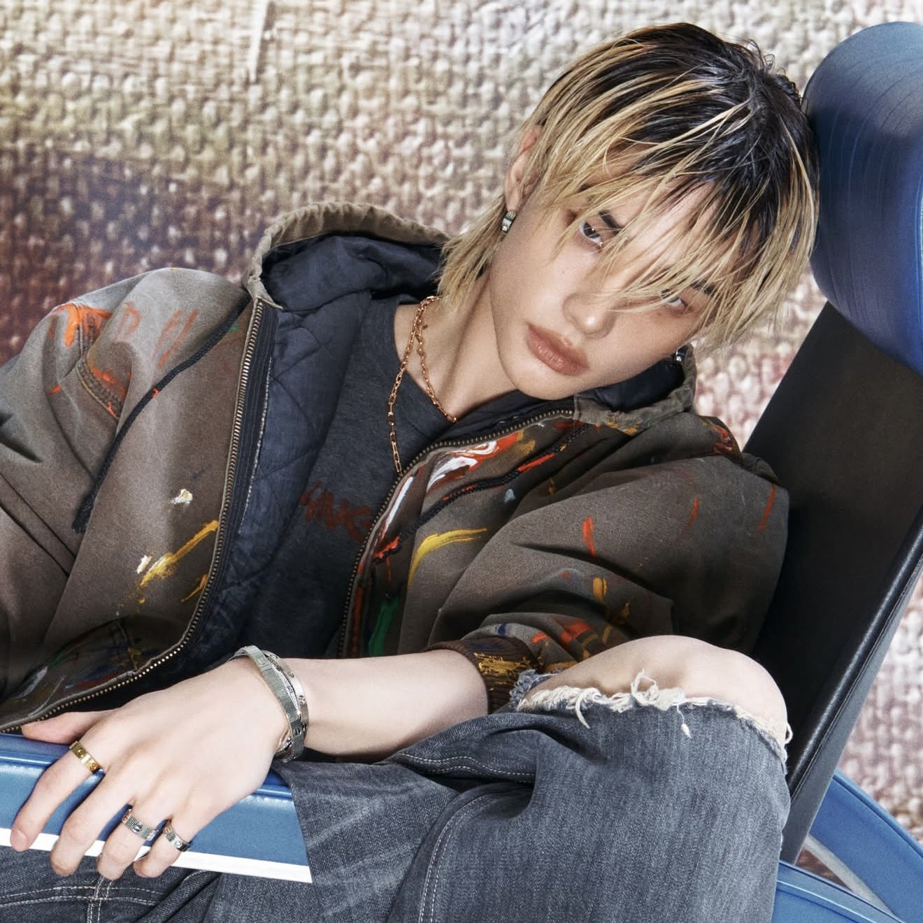 Behind-the-scenes cut of Stray Kids