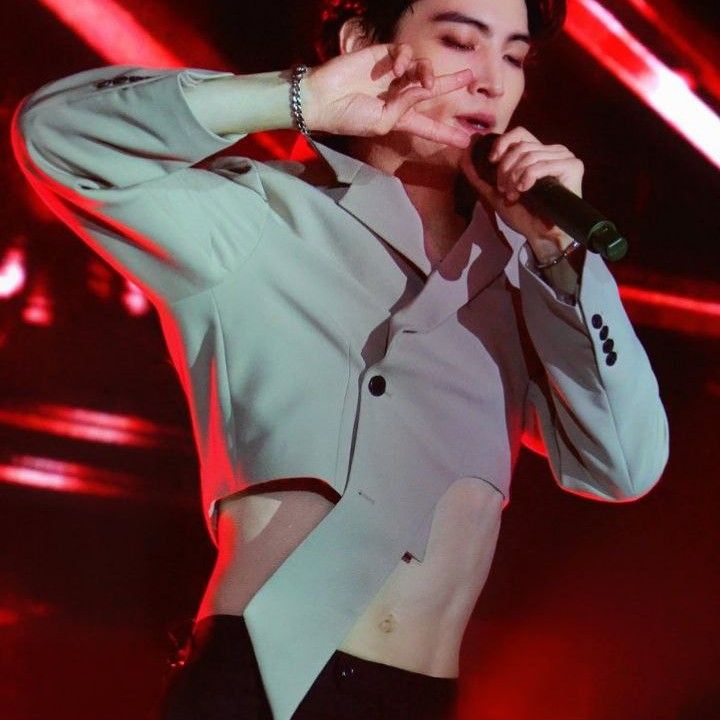 Behind-the-scenes cut of JAY B (GOT7)