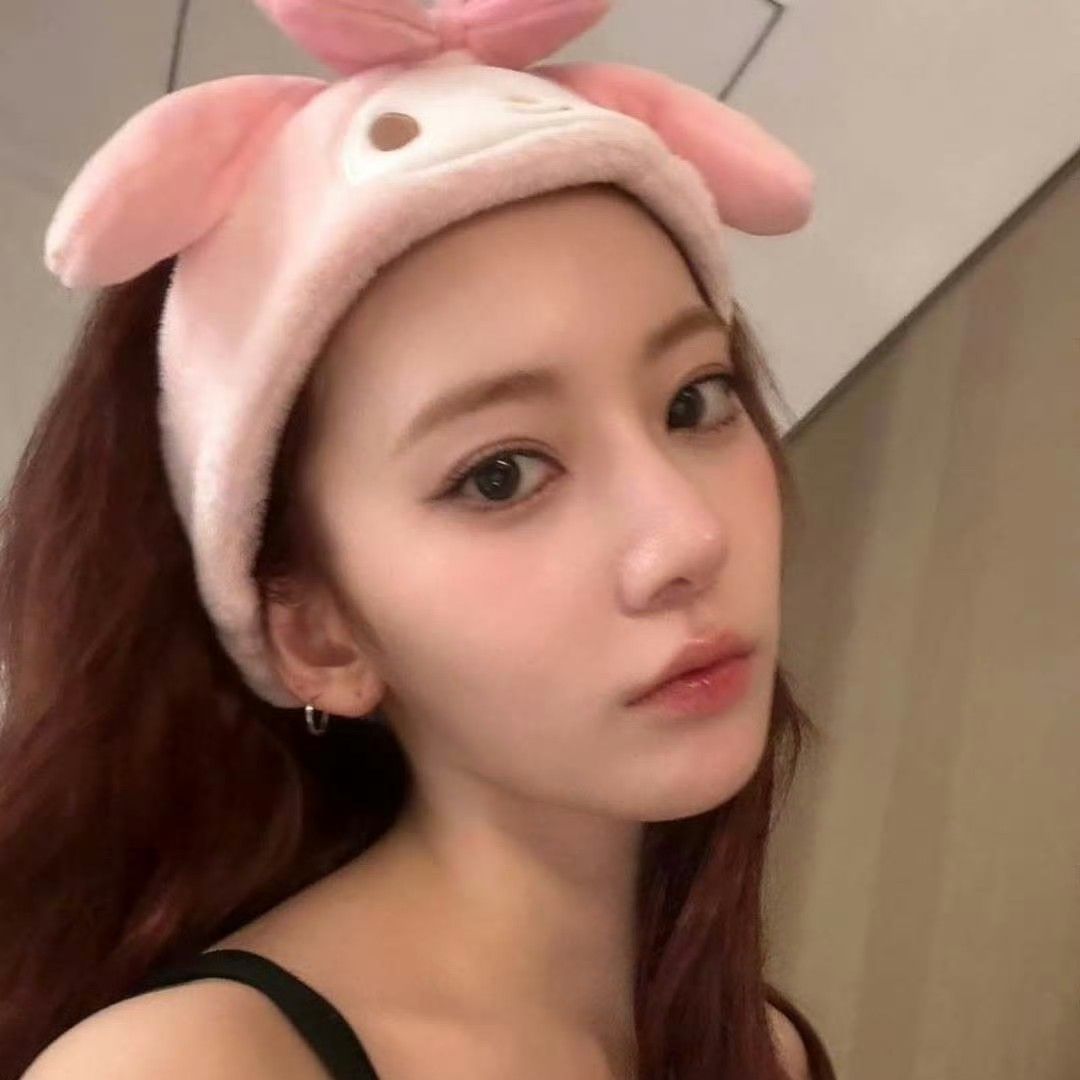 사쿠라 (르세라핌) 최근 활동샷