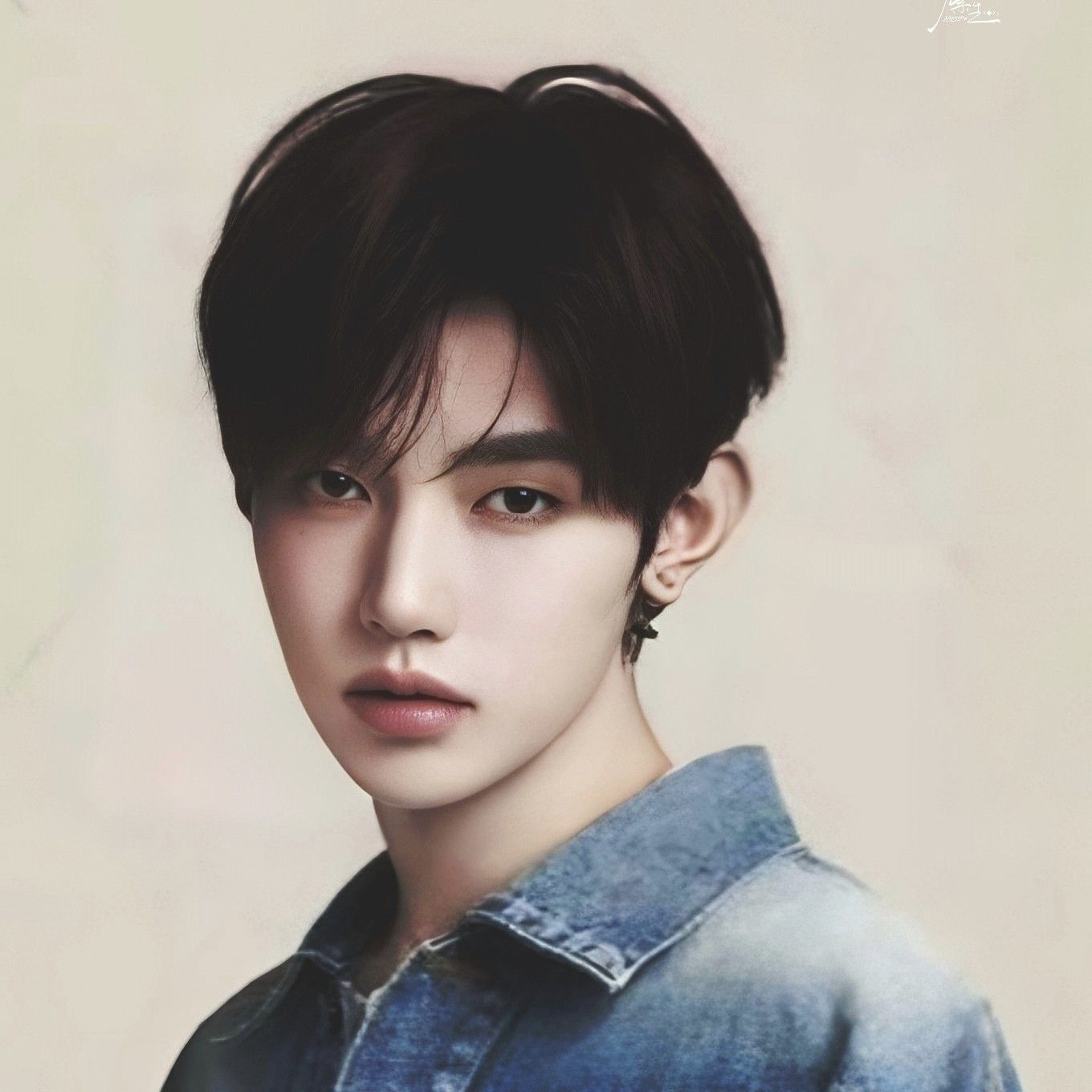 Latest photo of Zhang Hao (ZEROBASEONE)