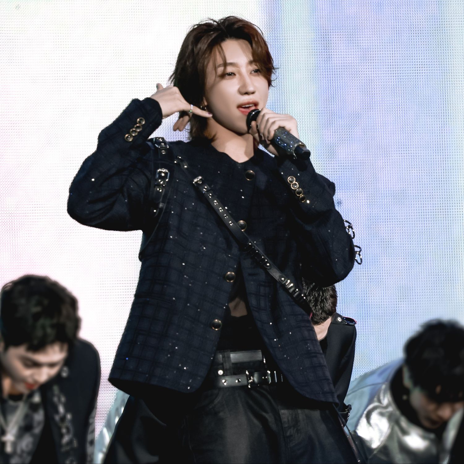 Behind-the-scenes cut of The 8 (SEVENTEEN)