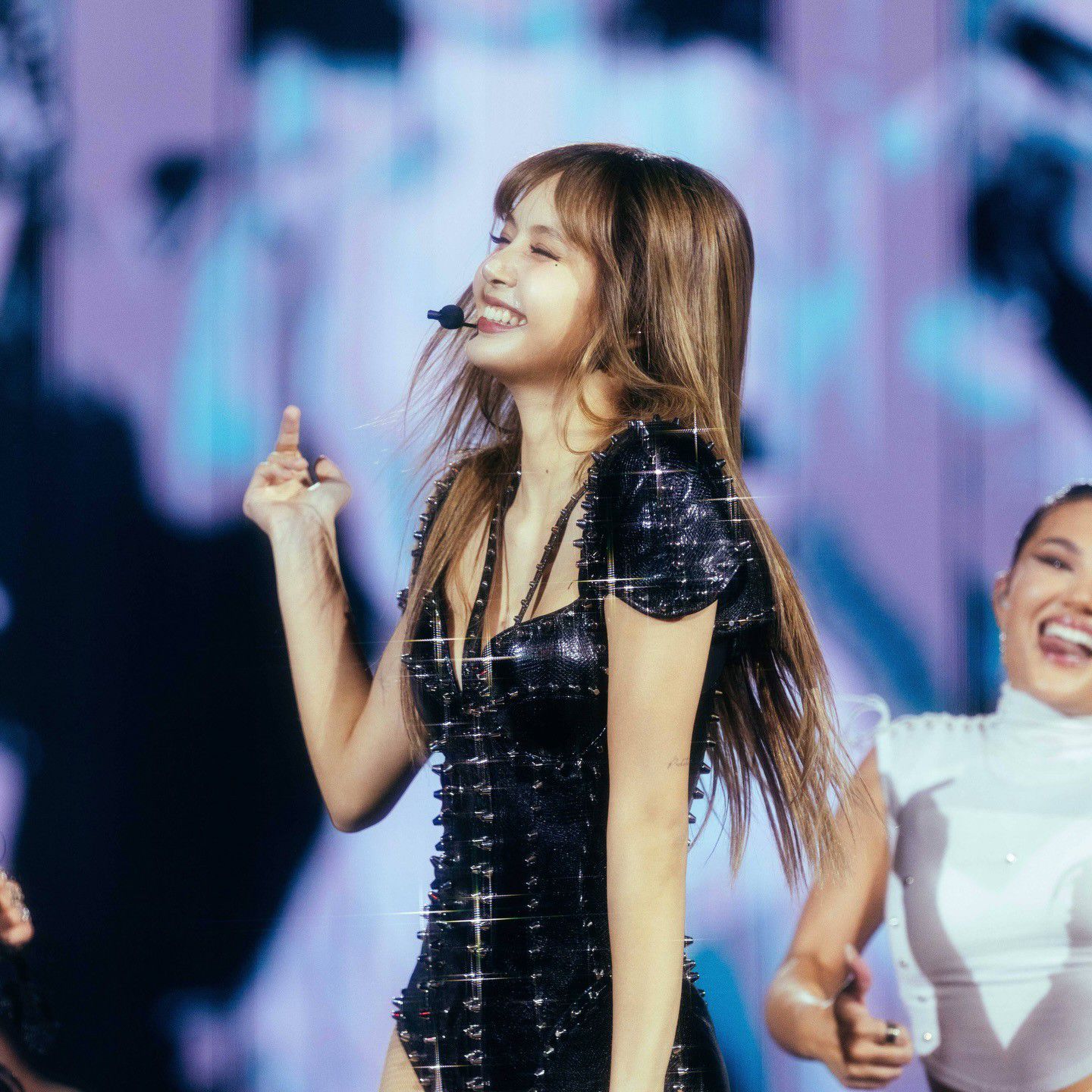 리사 (BLACKPINK)의 비하인드 컷