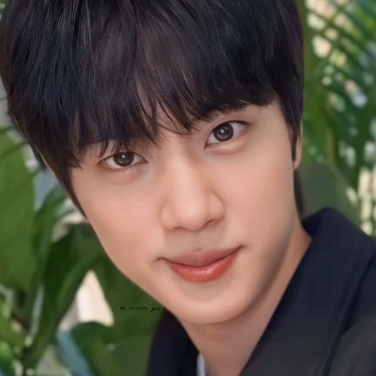 Behind-the-scenes cut of Jin (BTS)
