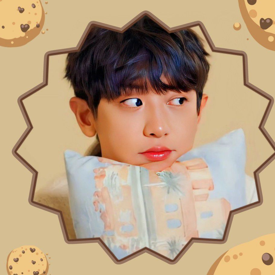 Latest photo of Chanyeol (EXO)