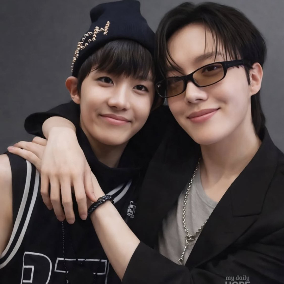 J-hope (防彈少年團)的幕後花絮