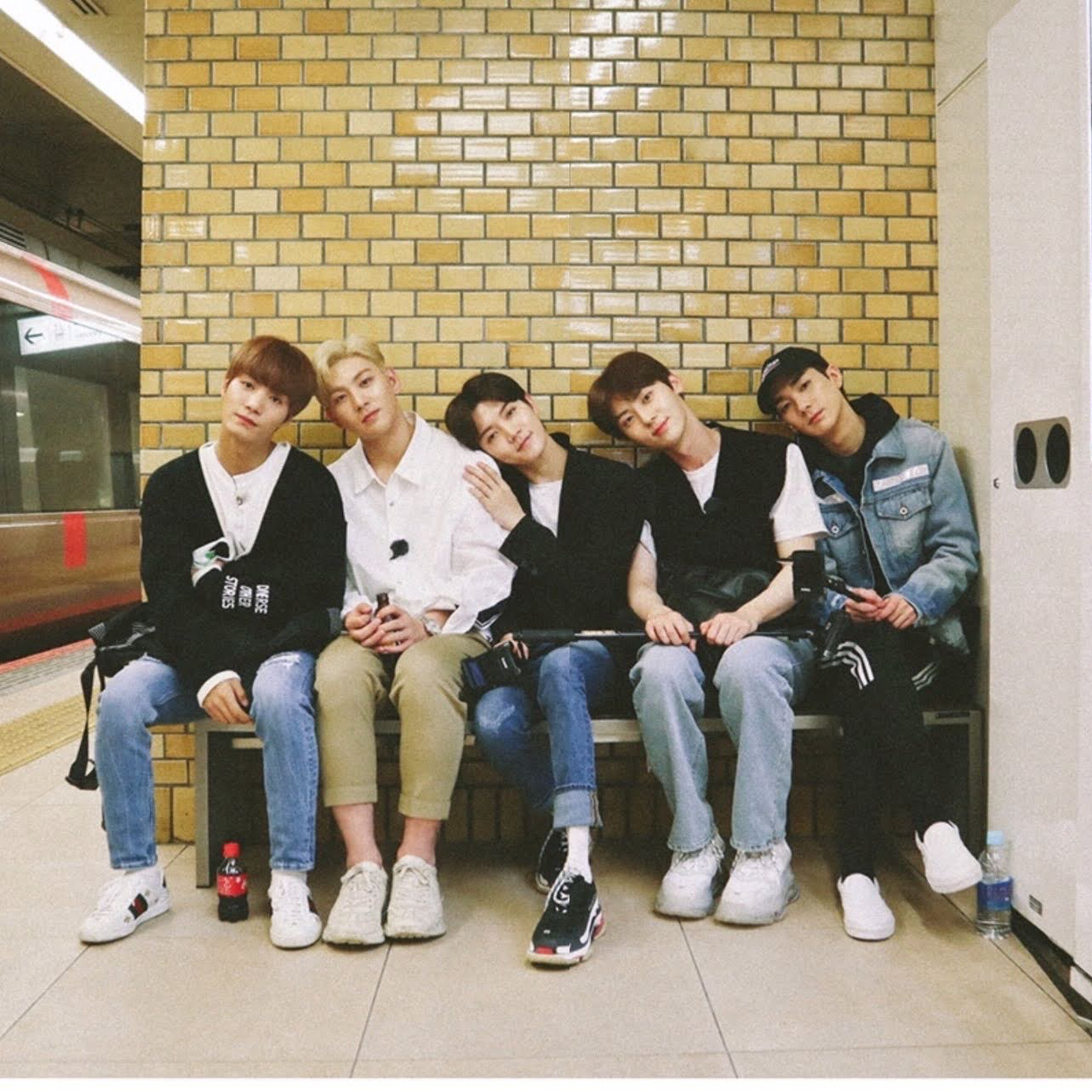 A moment captured by NU'EST's fan