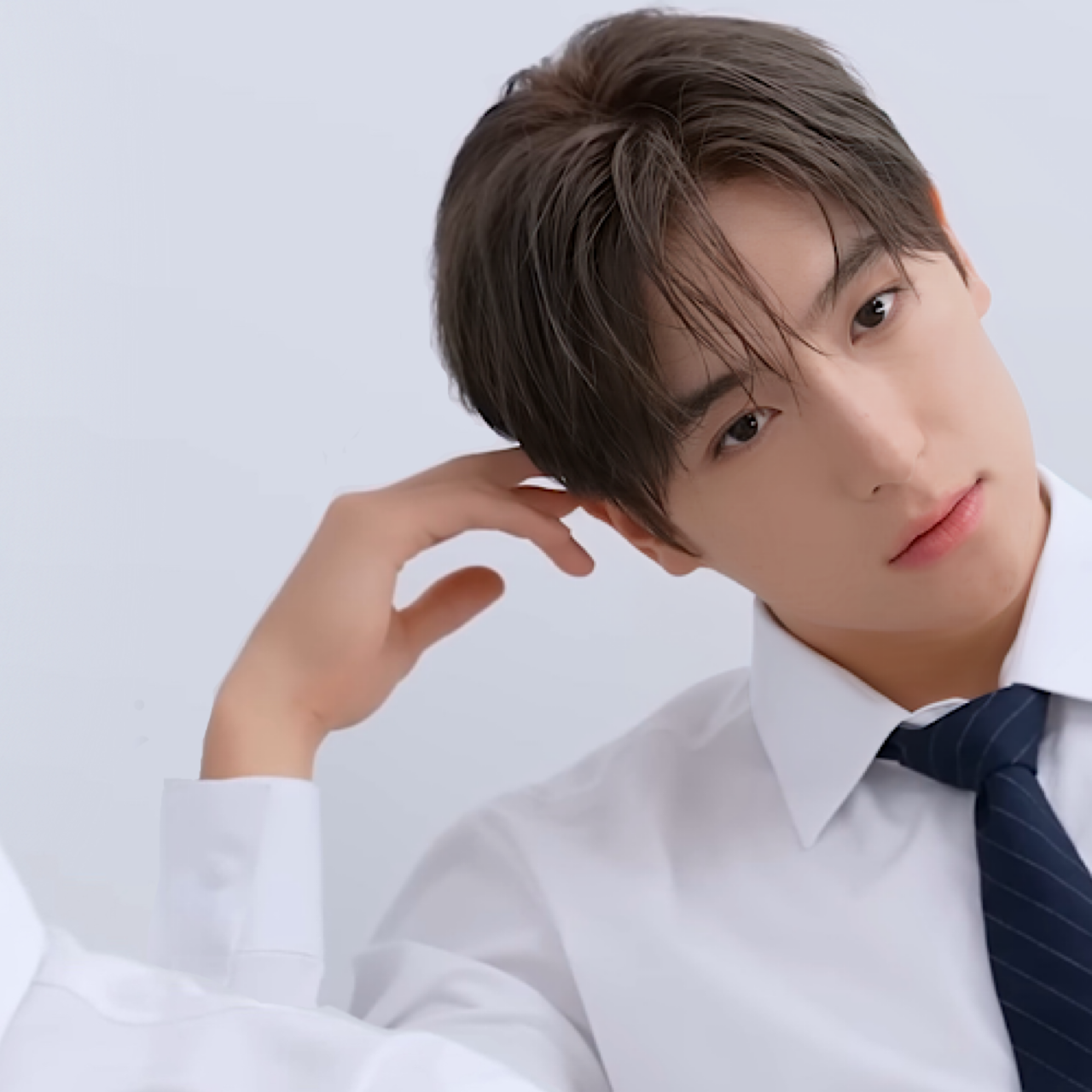 贤在 (THE BOYZ)的幕后花絮