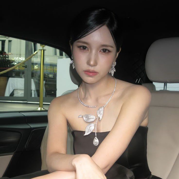 Mina (TWICE)的最新照片