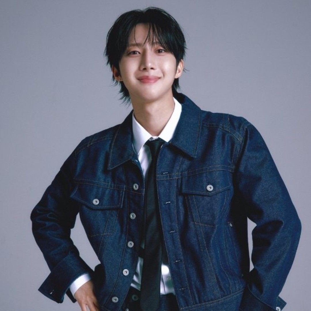 A moment captured by Hui (PENTAGON)'s fan