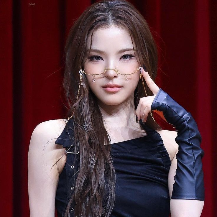 마이 (izna)의 최신 사진