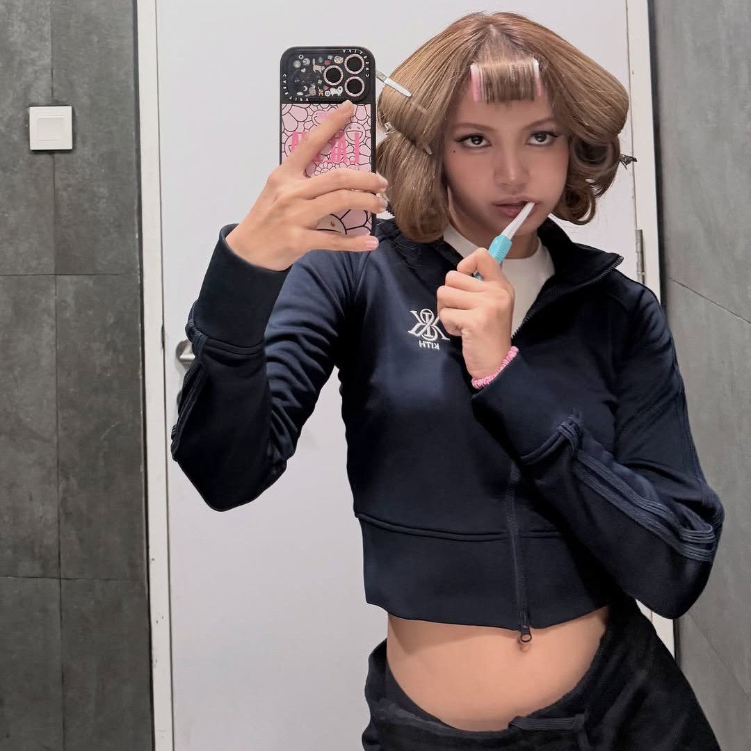 Lisa (BLACKPINK)的最新活動照片