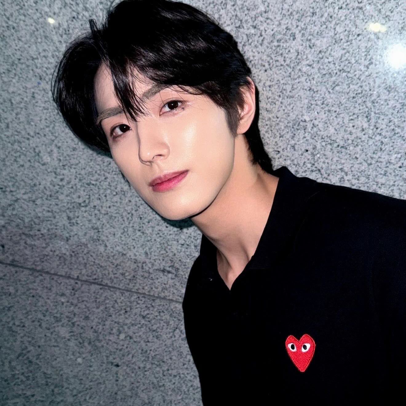 Recent activity shot of Yonghee (CIX)