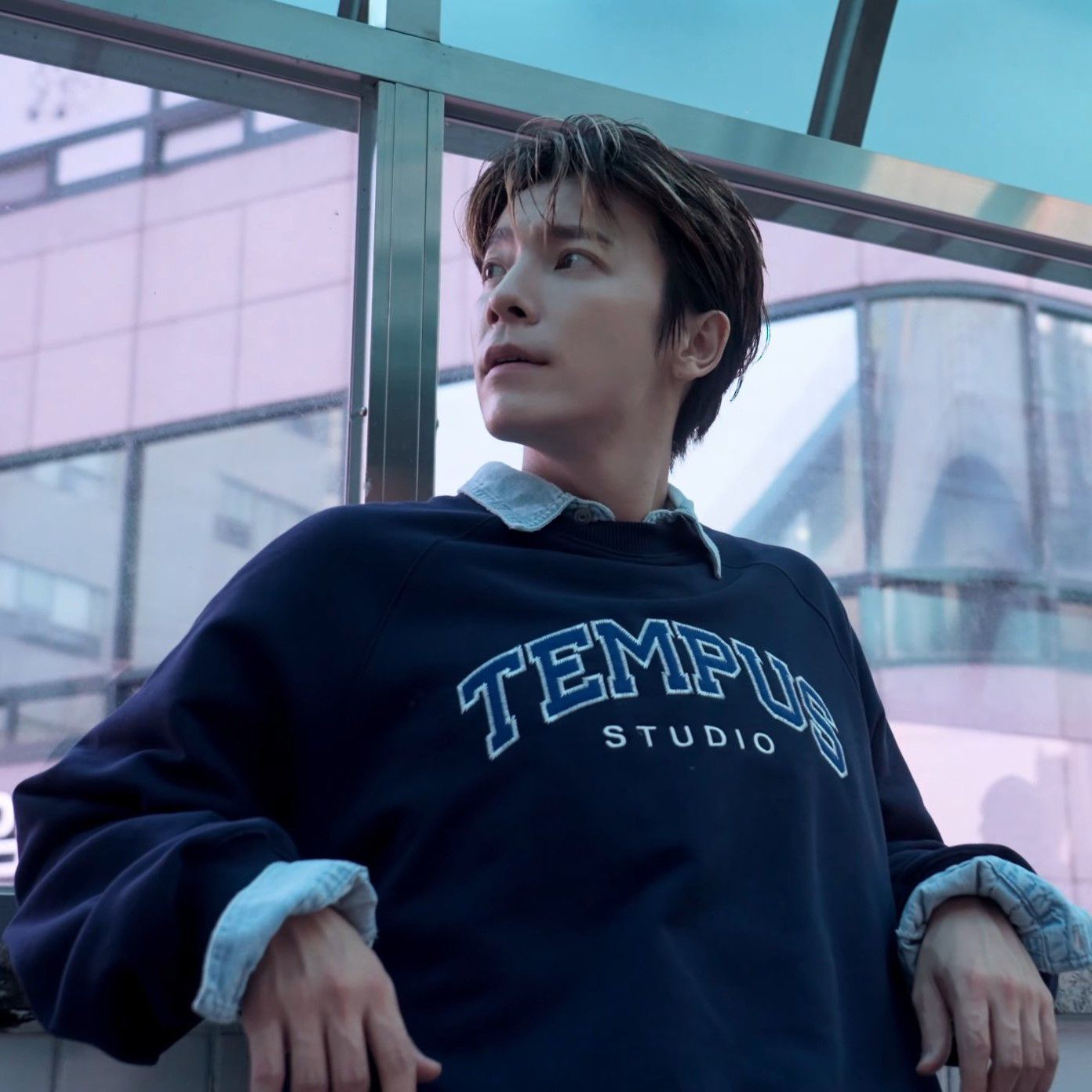 A moment captured by Donghae (Super Junior)'s fan