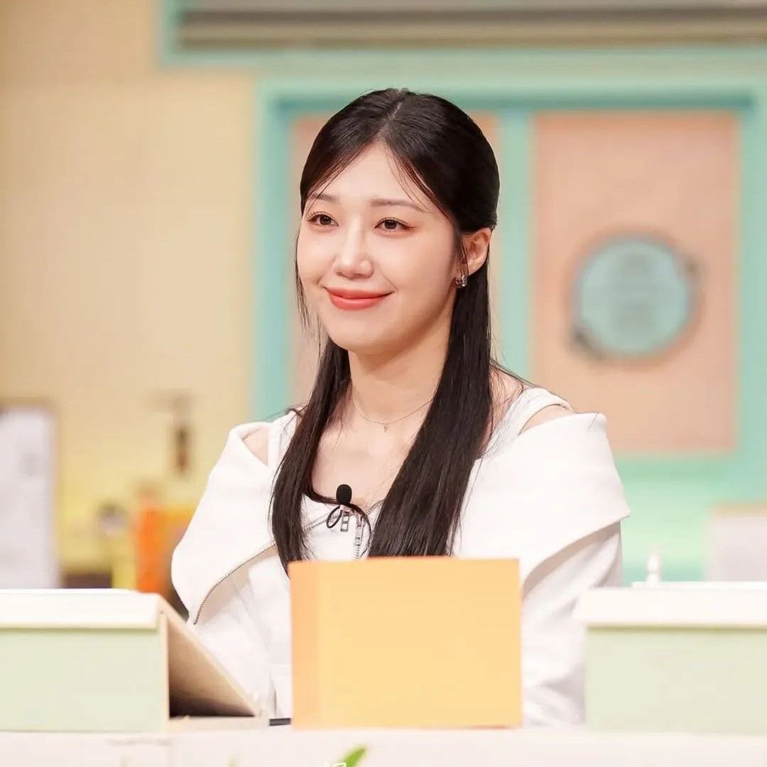 Recent activity shot of Jeong Eunji (Apink)