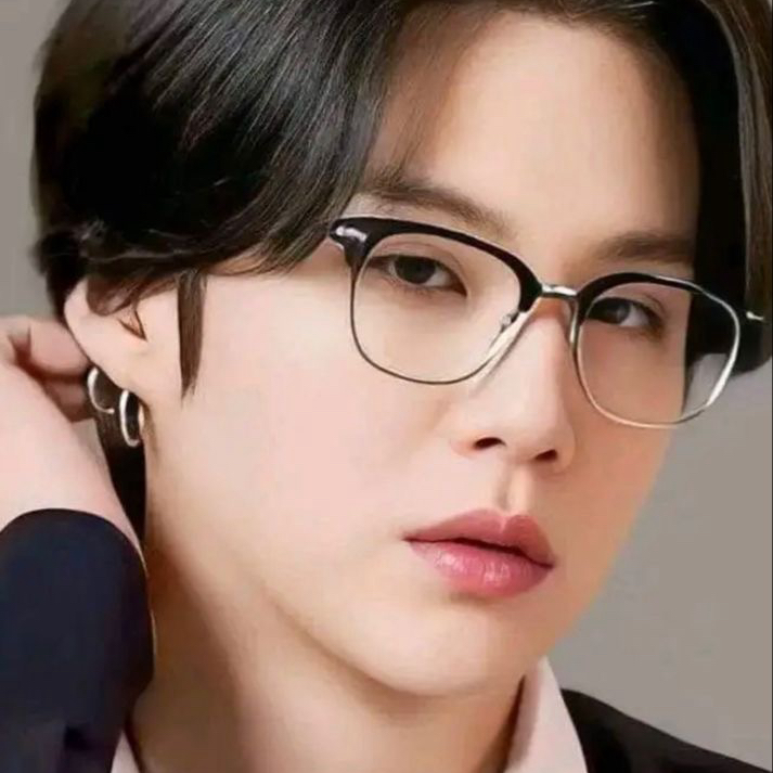 슈가 (방탄소년단) 최근 활동샷