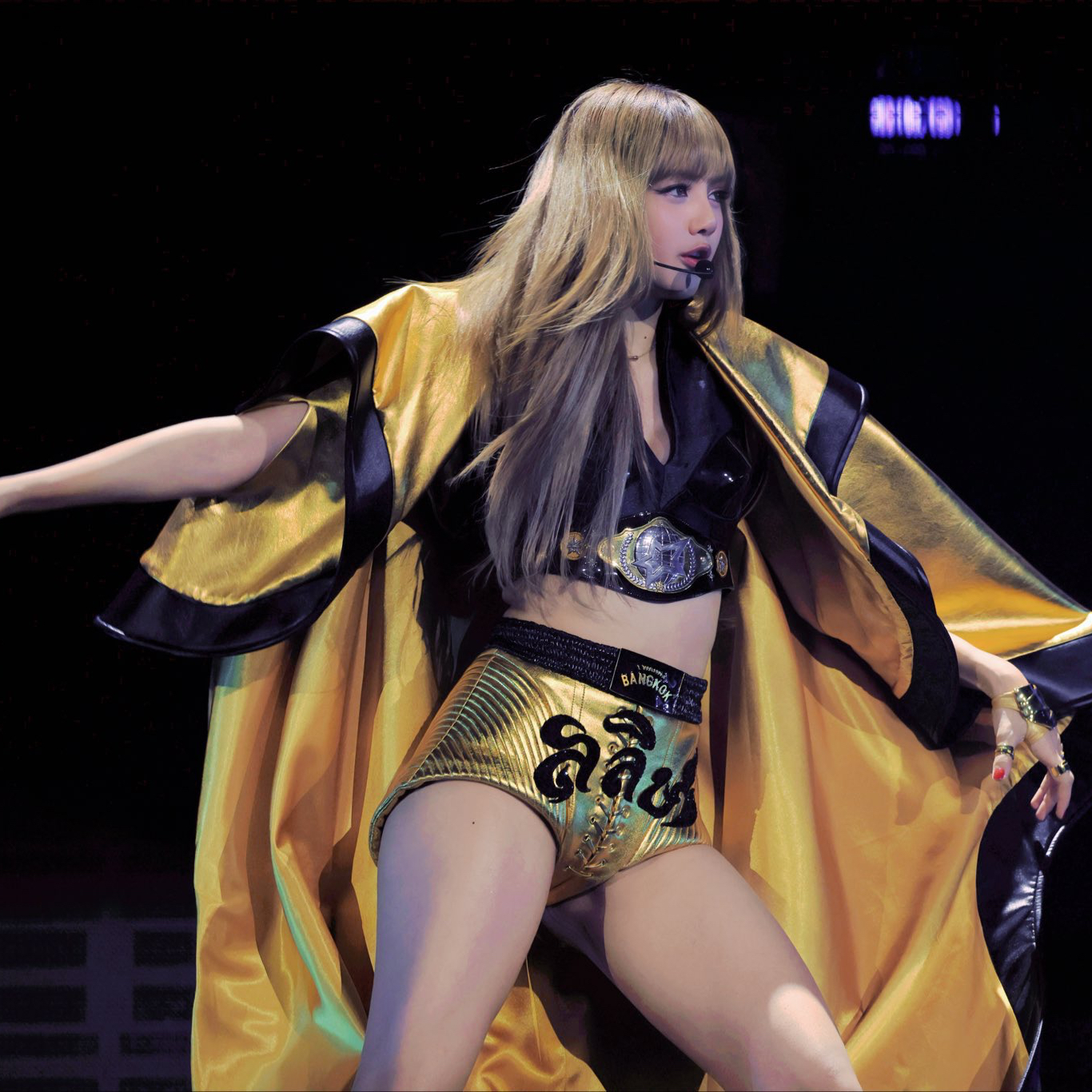 Behind-the-scenes cut of Lisa (BLACKPINK)