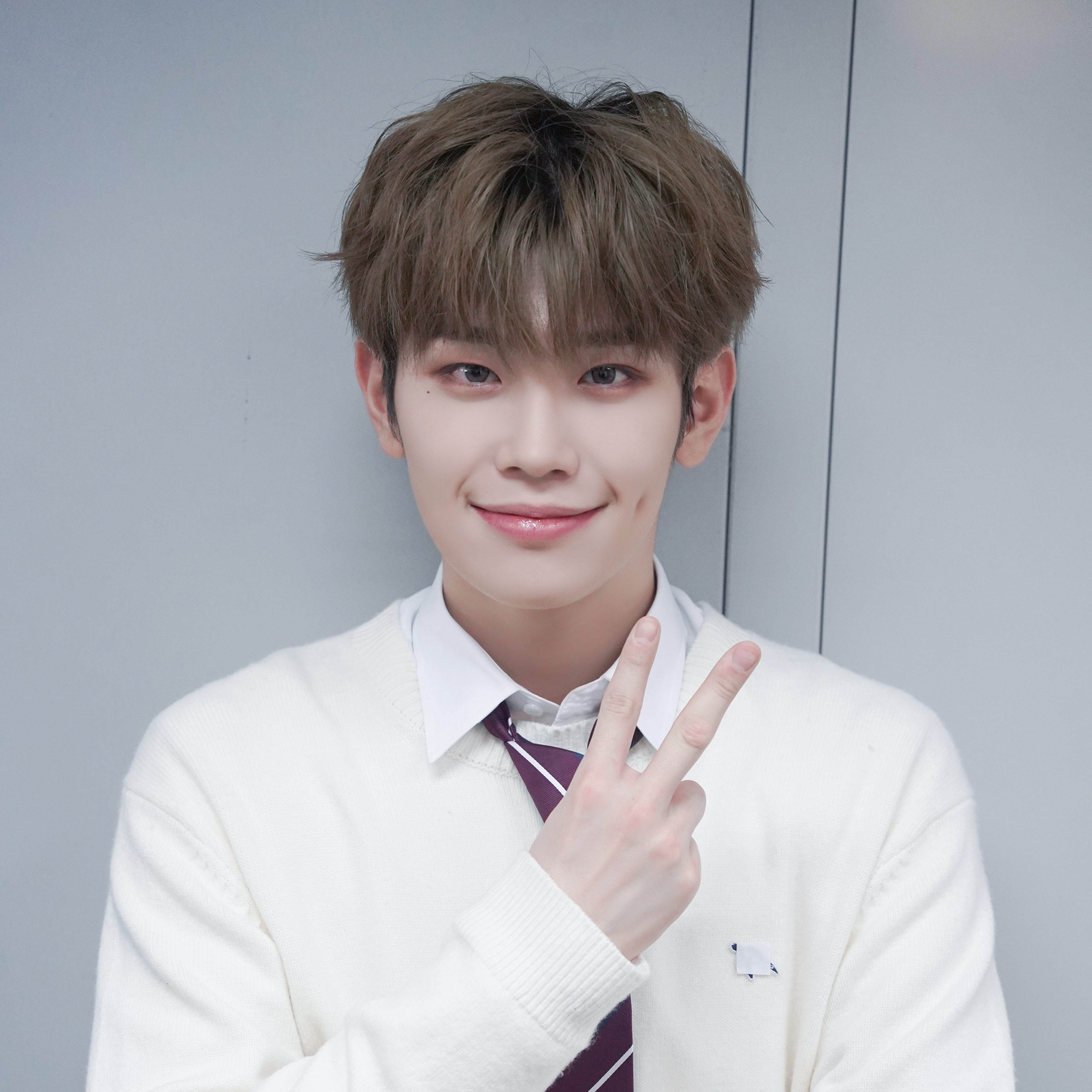 Latest photo of Kim Taerae (ZEROBASEONE)