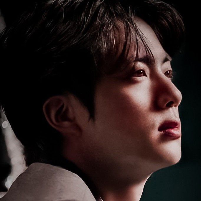 Behind-the-scenes cut of Jin (BTS)