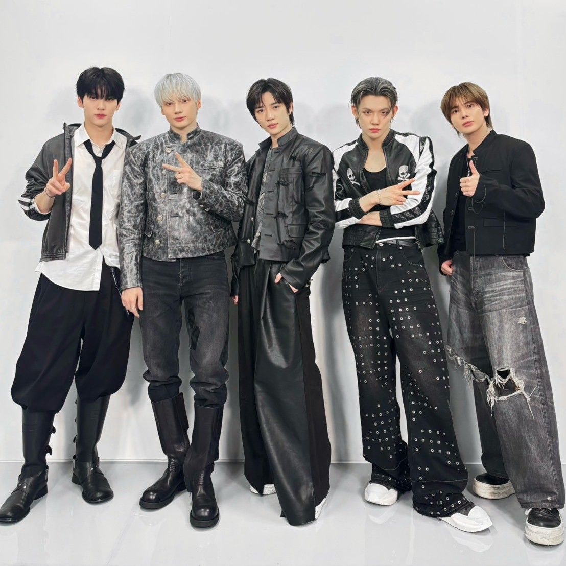 TOMORROW X TOGETHER的最新活動照片